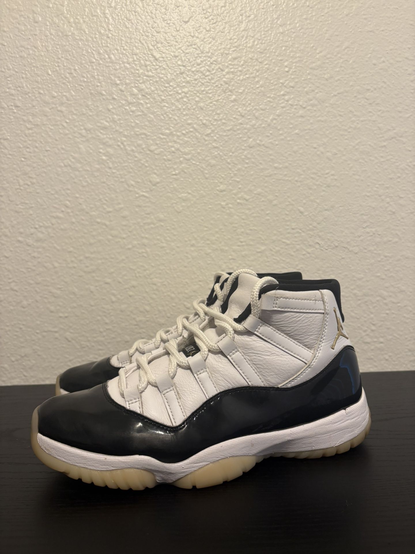 Jordan 11s Graduation Size 10