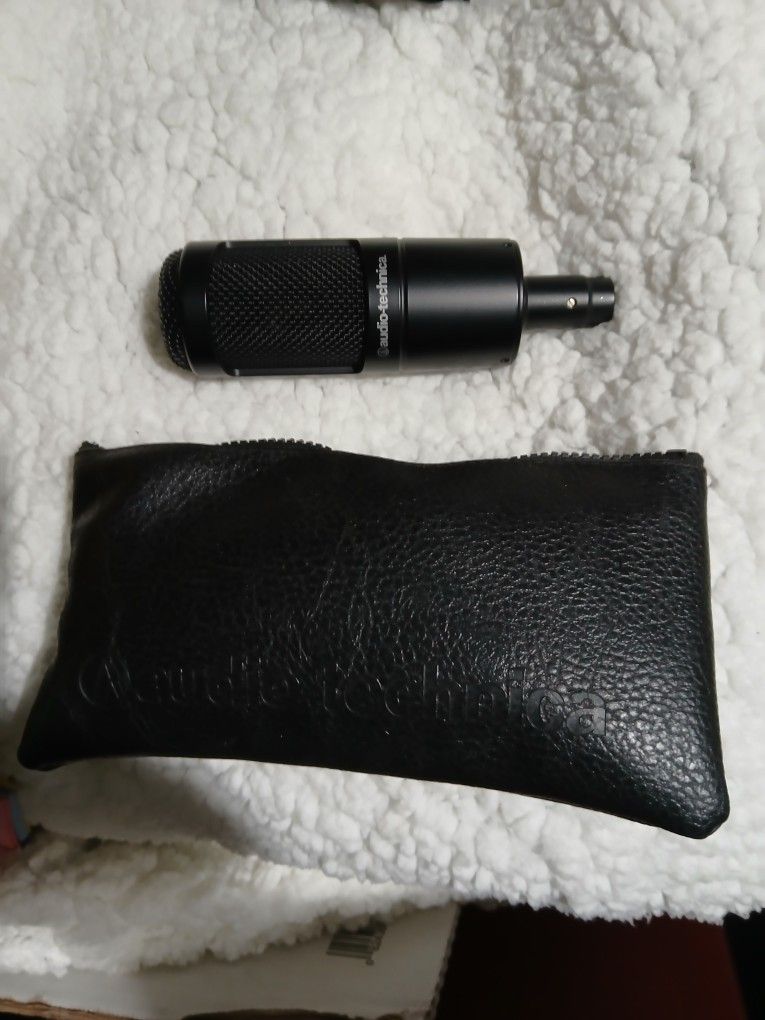Audio Technica AT2035 Studio Microphone