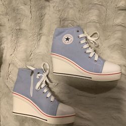 Brand New Max Star -Size 8