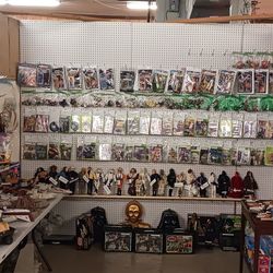 Antique Store Booth With Vintage Star Wars Gi Joe And Transformers 