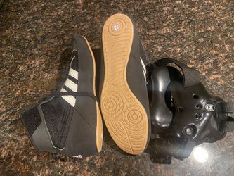 Men’s 11.5 Wrestling Shoes And Ear Cover