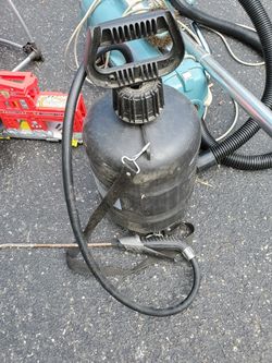 Bug sprayer