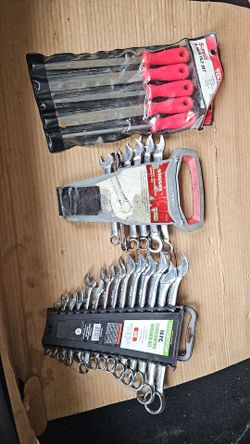 24-Pc Mechanics & Garage Hand Tool Bundle - Wrench Sets, Grease Gun, Files
