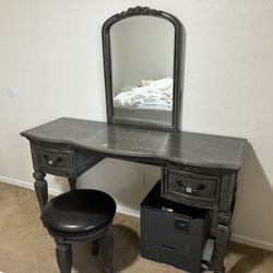 Gray Vanity 