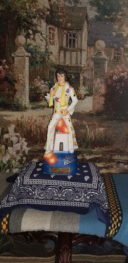 ALOHA ELVIS