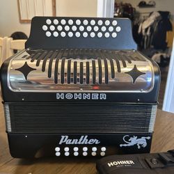 Hohner panther accordion 