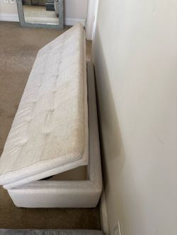 Restoration Hardware Tufted Storage Bench / Ottoman – Linen Blend