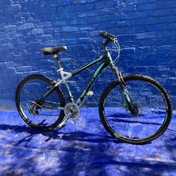 Huffy Nighthawk Bicycle 26' 
