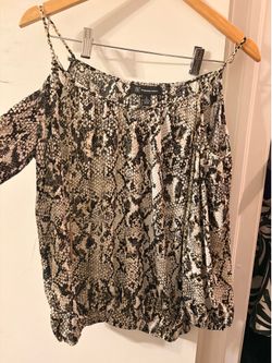 Blouse size Small