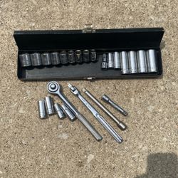 Socket Set