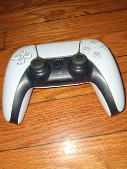 PS5 DualSense Controller – For Parts or Repair
