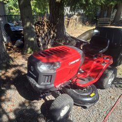 Troy-Bilt Pony 42 Riding Lawn Mower 