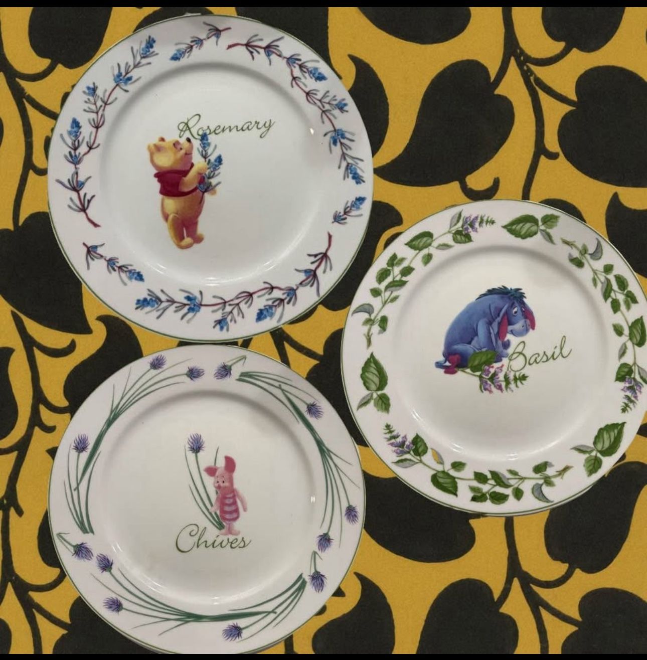 Vintage 90’s Disney Winnie The Pooh herb plate set of 3