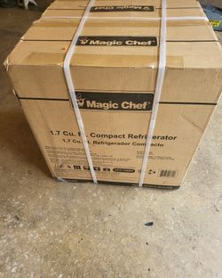 Magic Chef® 1.7 Cu. Ft. Compact Refrigerator-MCR170