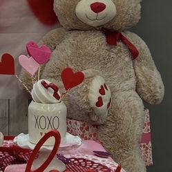 Giant Bear -Mothers Day Bear