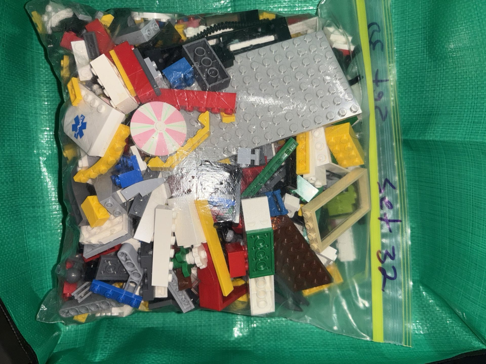 2 LB’s of Lego / Legos See all pictures for exact pieces Set #32