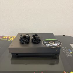 XBOX ONE X 1TB w/Cords + BO3