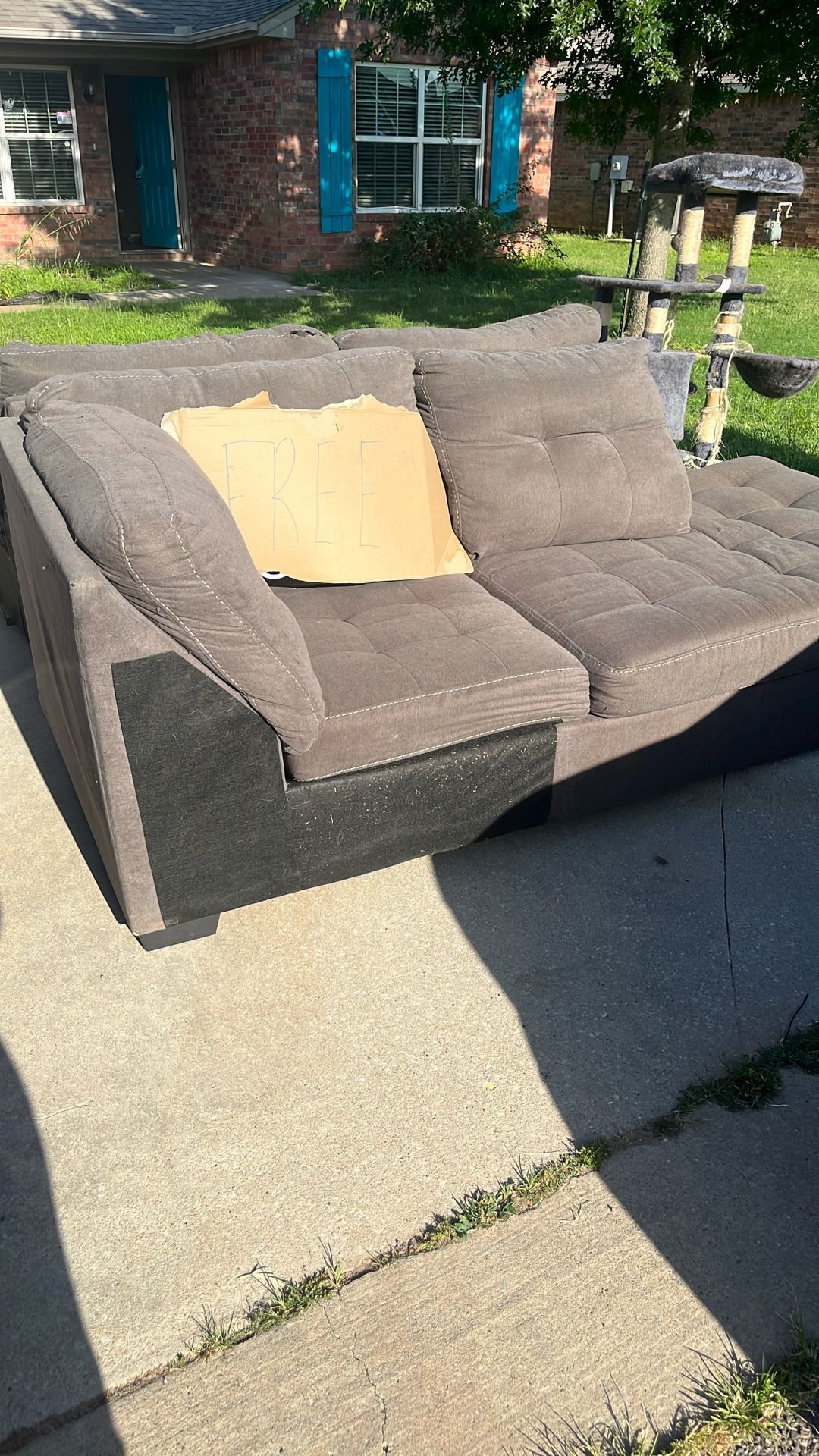 Free Sofa
