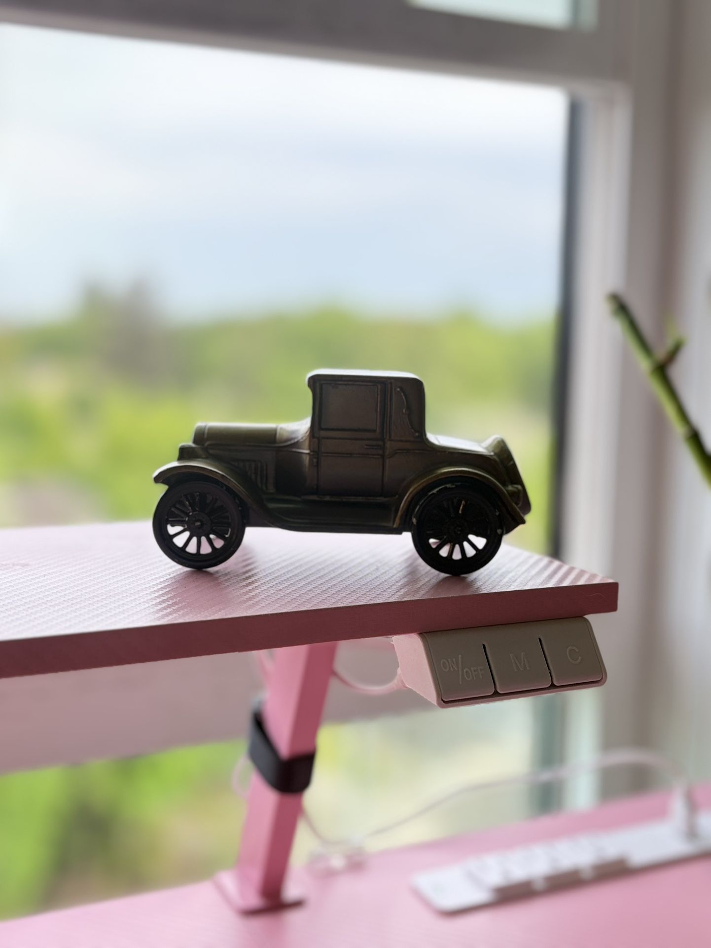 Vintage 1974 Banthrico Inc. Chicago Metal Car Bank | Antique Coupe Promo