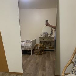 Lululemon Mirror 