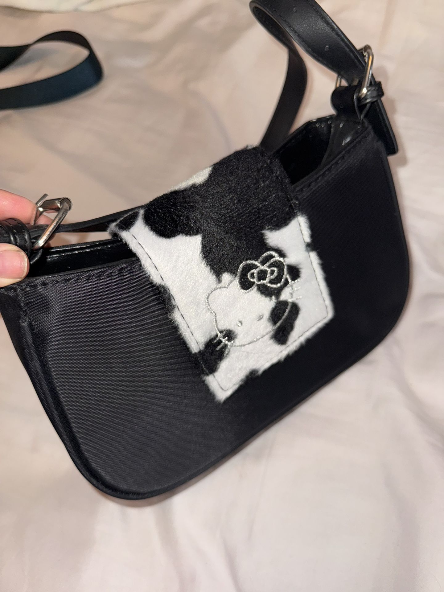 Hello Kitty Shoulder Bag