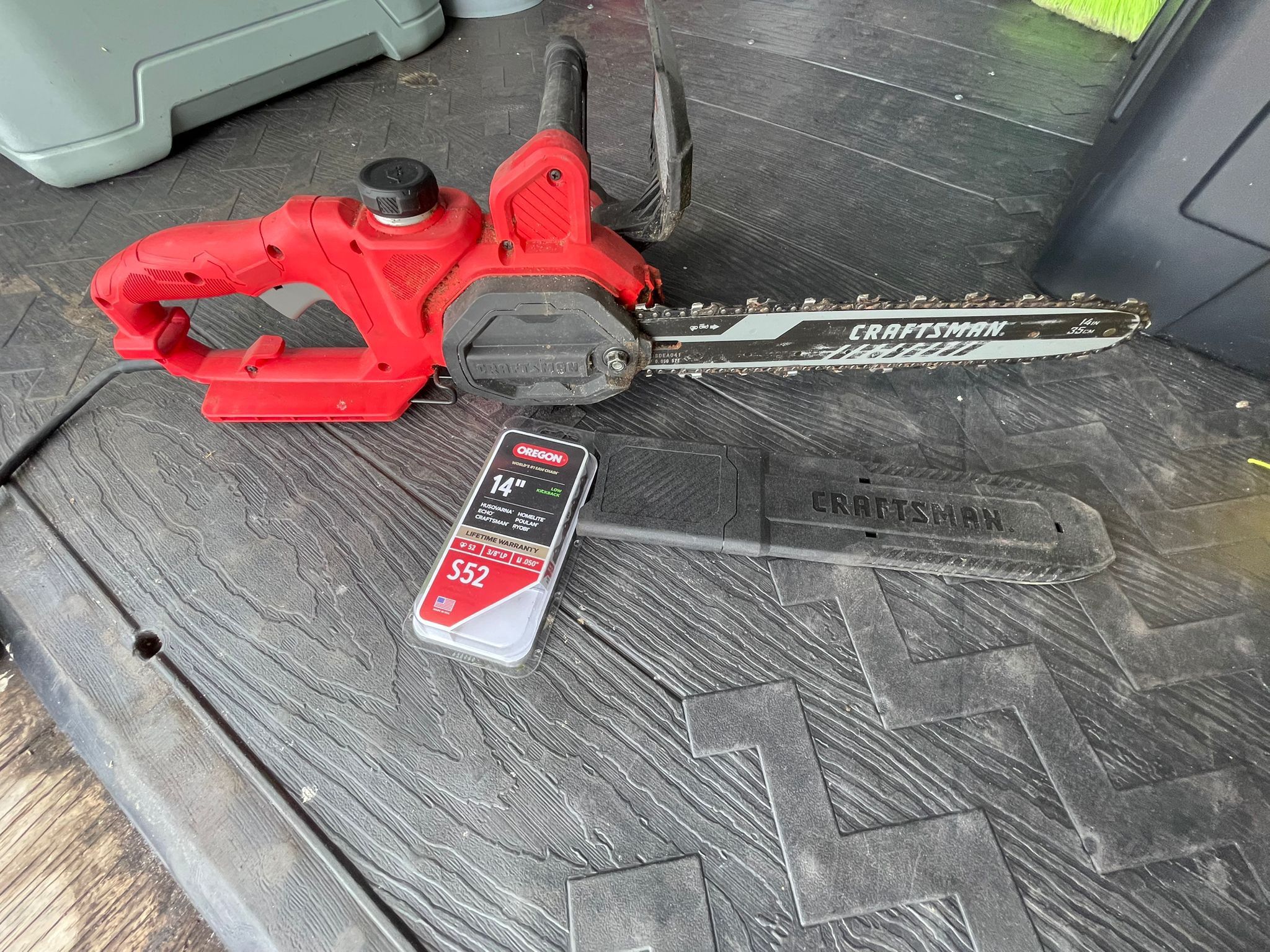 Craftman Chainsaw 14-in Corded