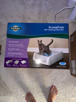 PetSafe ScoopFree Self-Cleaning Litter Box