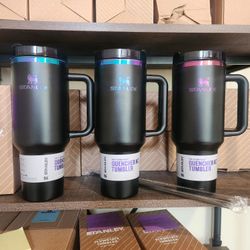 Stanley Tumbler 40 0z Brand New With Straw 