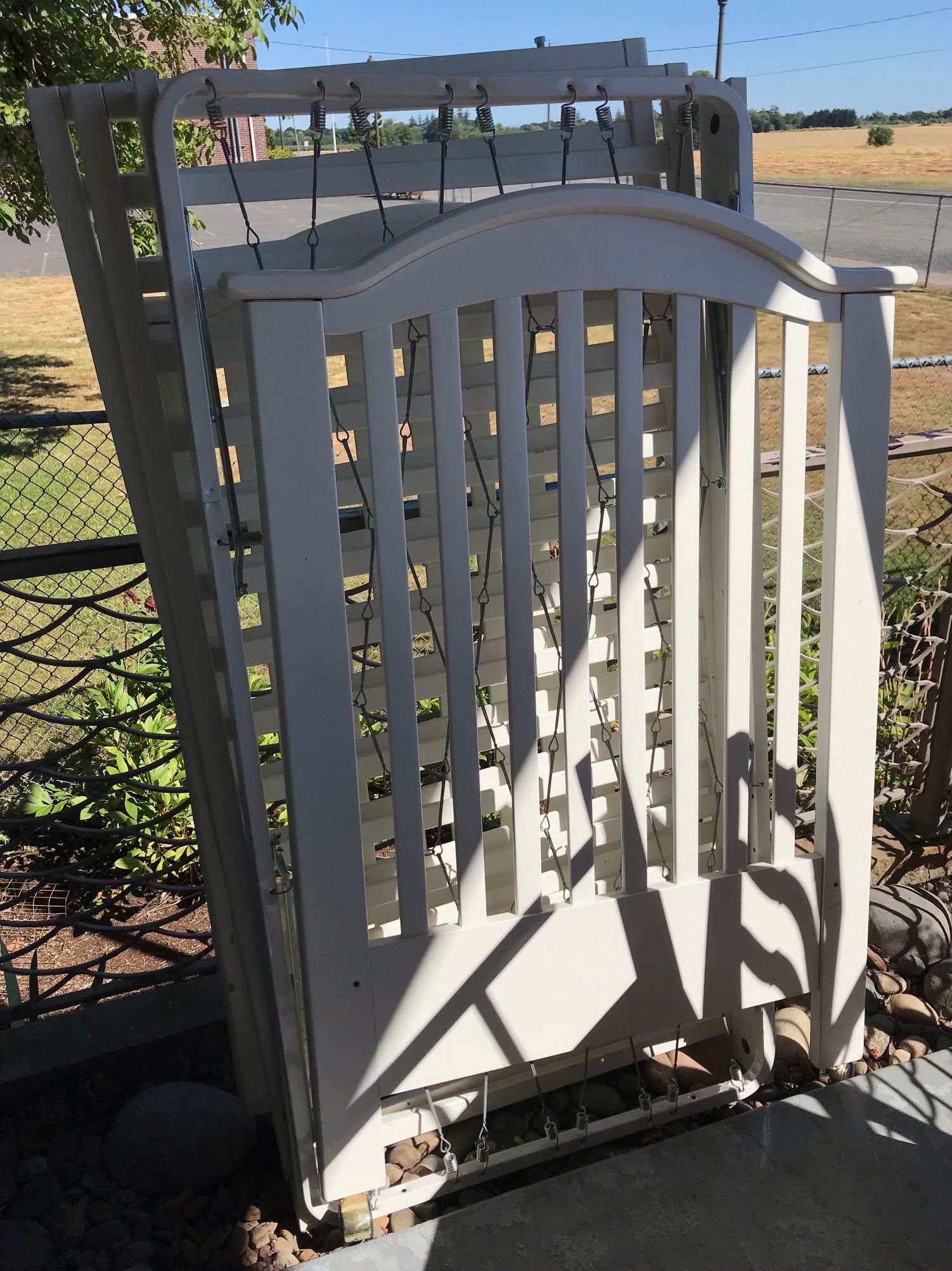 White Wooden PALI Crib 