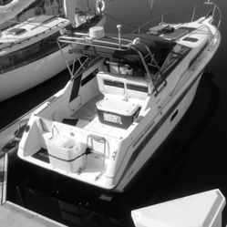 1989 Sea Ray 250 Sundancer $6,000.00. Quick Sell