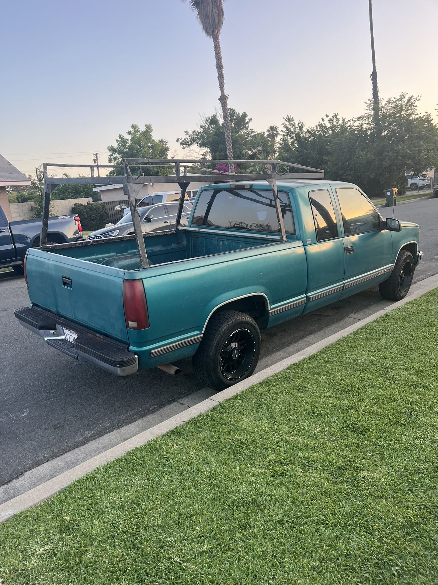 95 Chevy Cheyene 190 Millas Placas Abril Del 2026 Titulo Linpio Ninguna Falla Mecanica Al 100 A Toda Prueva Lista Para El Trabajo