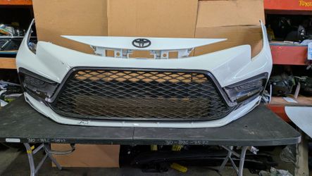 2023-2024-2025 TOYOTA COROLLA SE/XSE FRONT BUMPER OEM USED #11486