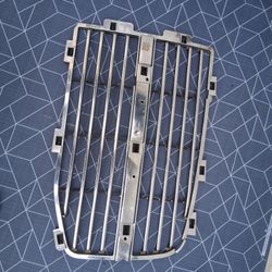 Dodge Ram 1(contact info removed) oem grille insert LH 