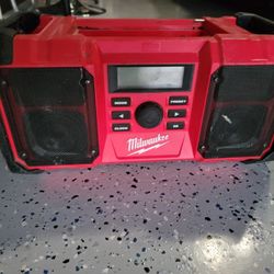 Milwaukee Job Site Radio
