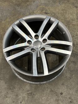 1 only OEM AUDI 20 “ inch rim / wheel