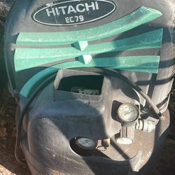 Hitachi Air Compressor 