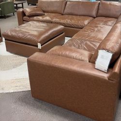 EXCLUSIVE] Emilia 5-Piece Caramel Leather Sectional