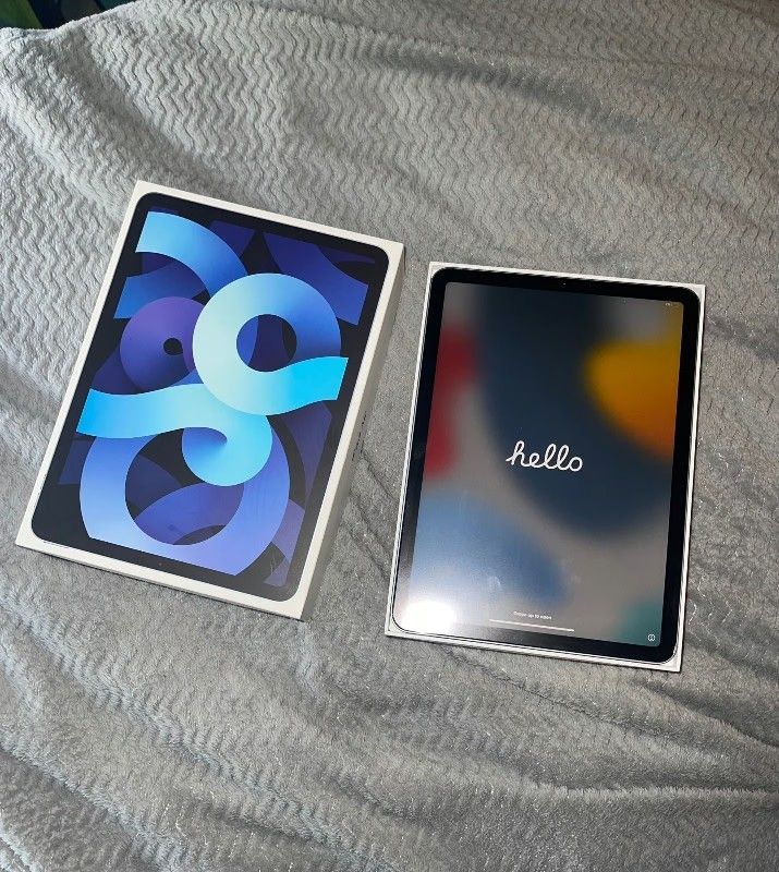 NEW APPLE IPAD AIR 4 4TH GEN 256GB CELLULAR + WiFi + KEYBOARD CASE