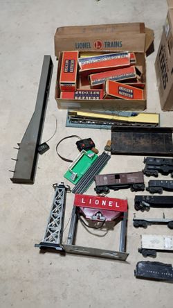 Vintage Lionel Trains, Tracks, Transformers and Accessories