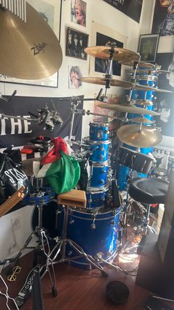 10 piece dw performance series drum set