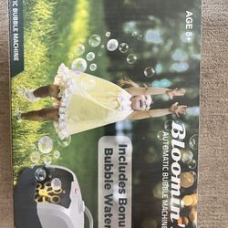 Bloomin’ B Bubble Machine – Fun Automatic Bubble Blower for Kids