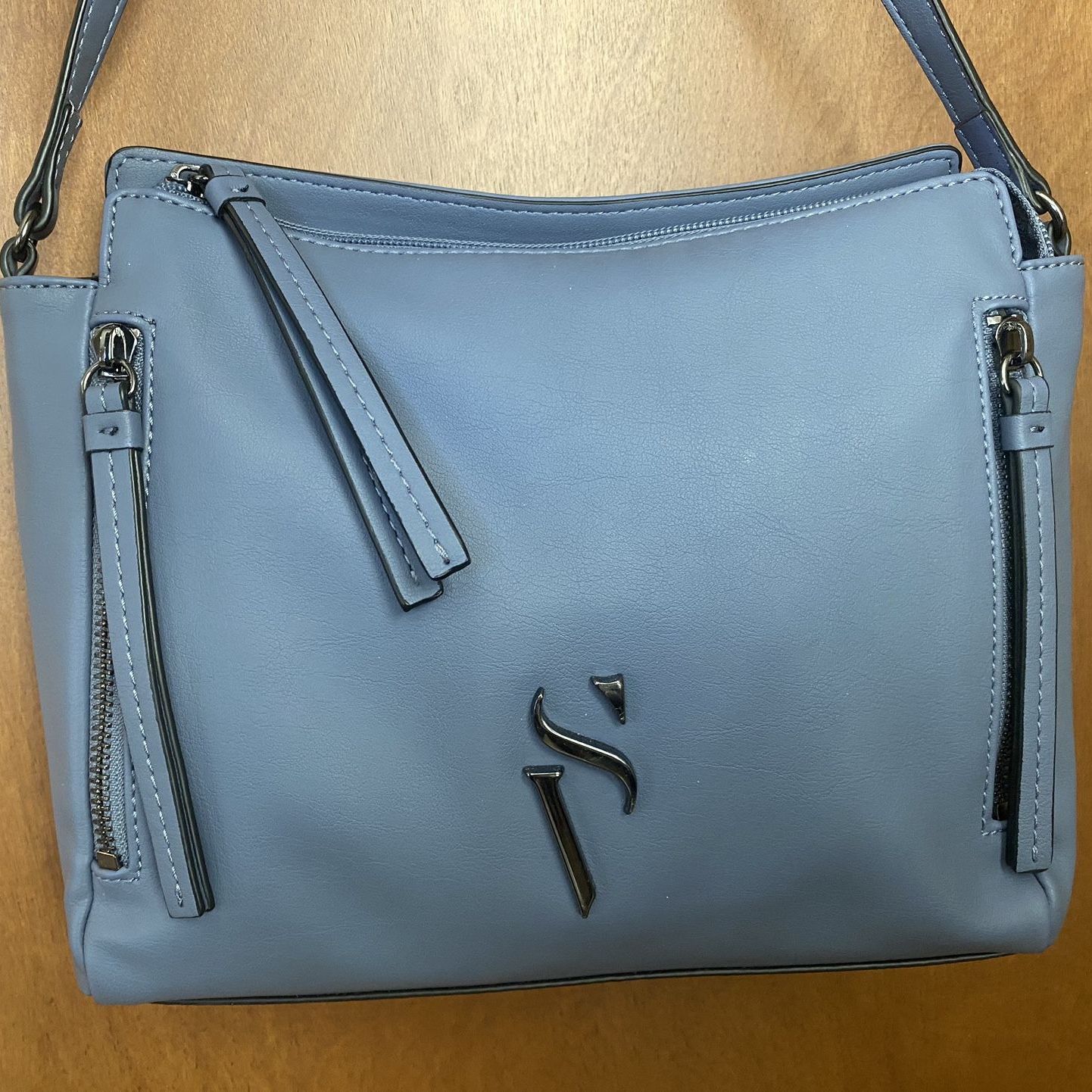 Vera Wang Purse - New for Sale in Goodyear, AZ - OfferUp