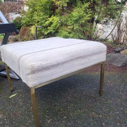 Retro Ottoman