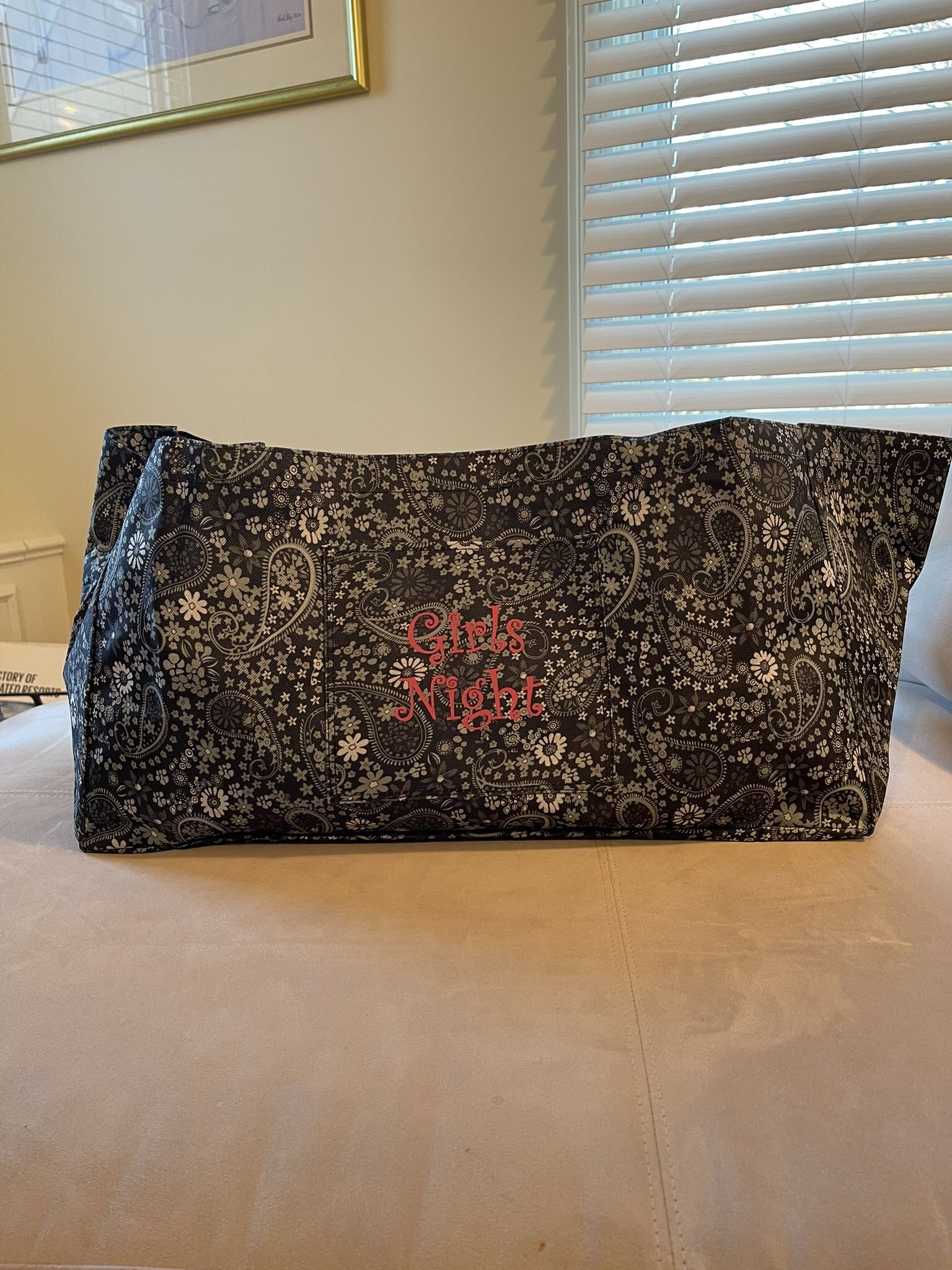 “Girls Night” Tote Bag