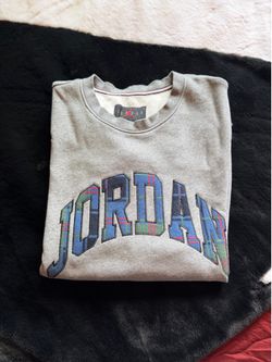 Size XL - Jordan Flannel Crewneck