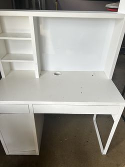 White Desk