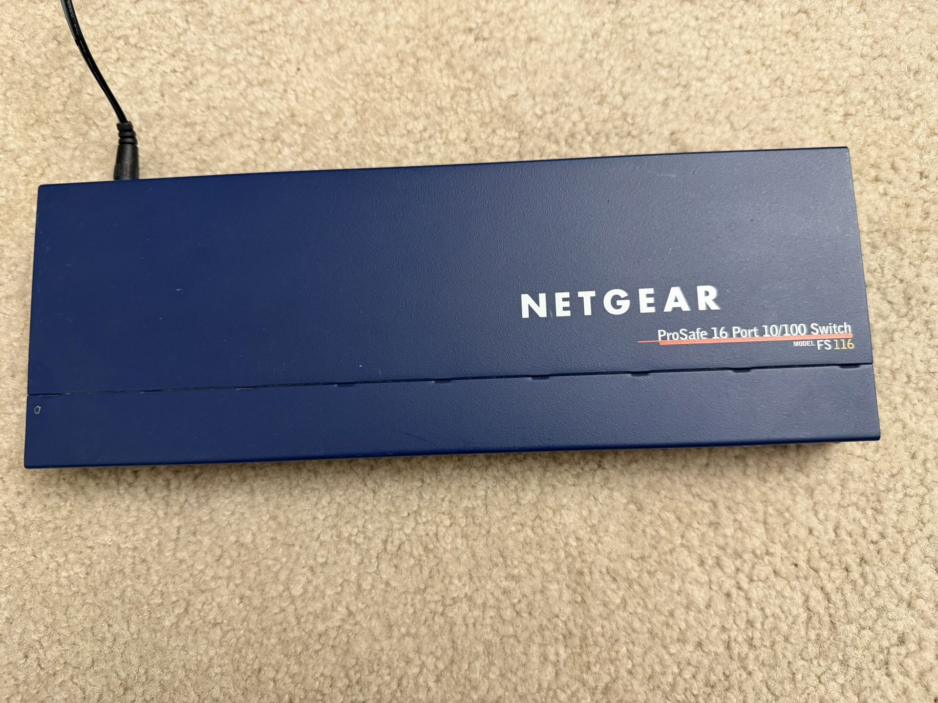 Netgear switch FS116 16 Channel Ports