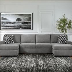 Double Chaise Sectional. 🚚WE DELIVER🚚