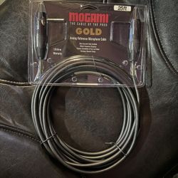 MOGAMI GOLD Studio Microphone Cable - 25 feet