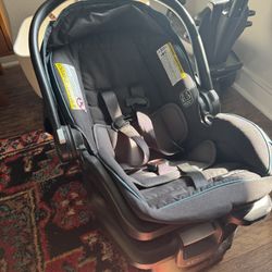 Graco SnugRide 35 Lite LX Infant Car Seat